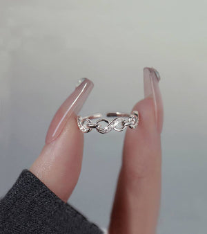 INFINITY STERLING SILVER RING IN SILVER