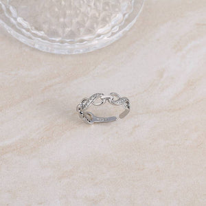 INFINITY STERLING SILVER RING IN SILVER