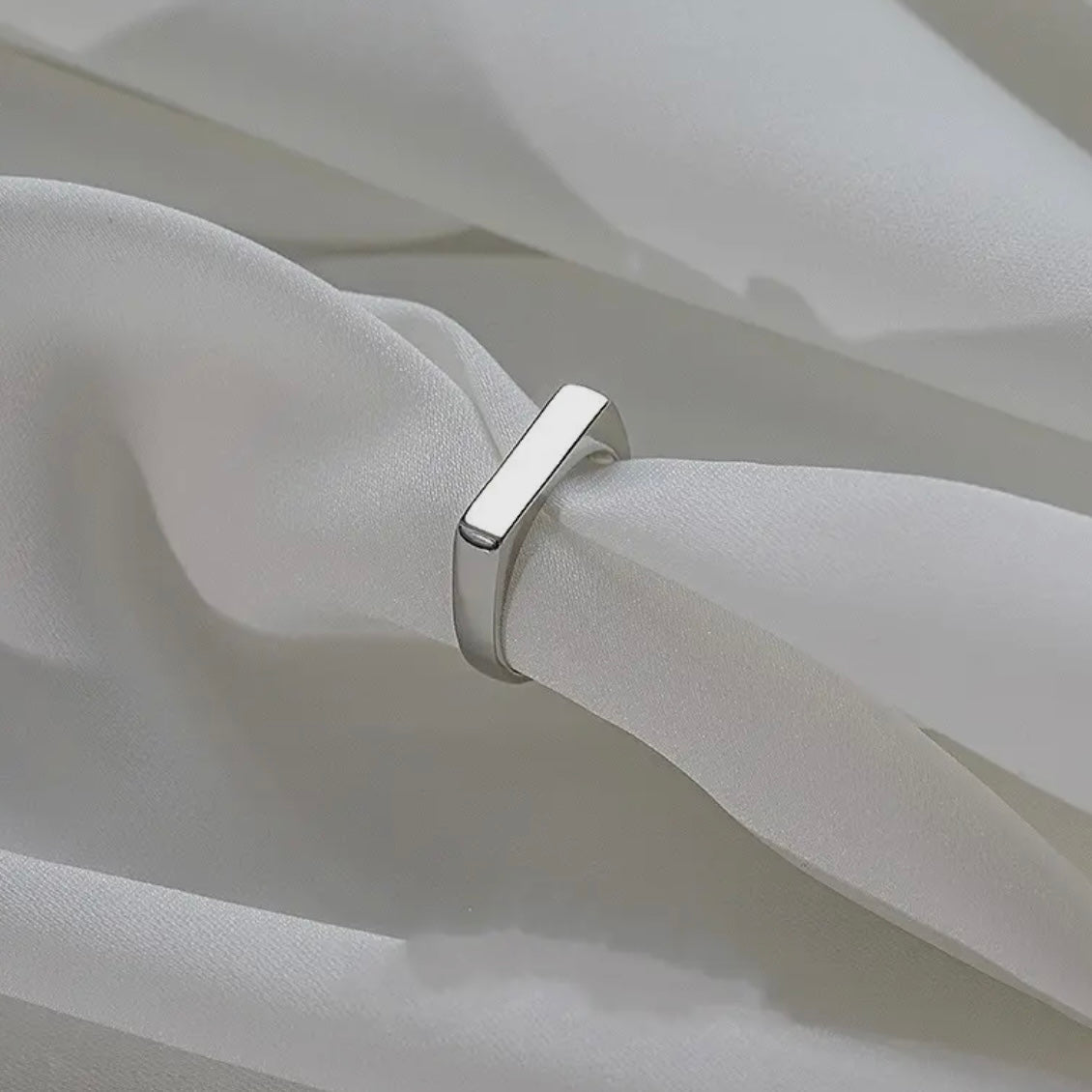 STATEMENT SINGLE FILE SILVER OPEN RING