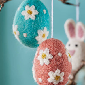 FELT DAISY EGG DECORATIONS