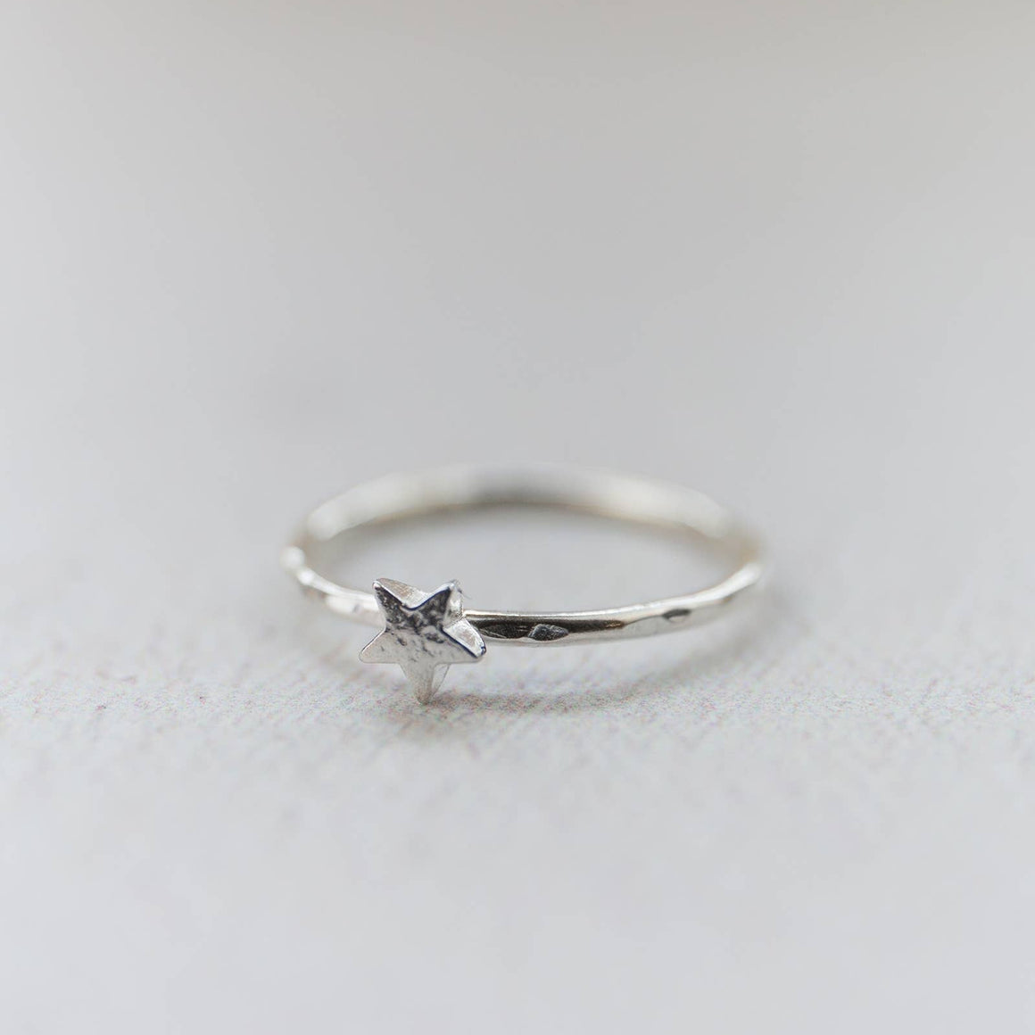 STERLING SILVER MINI STAR RING