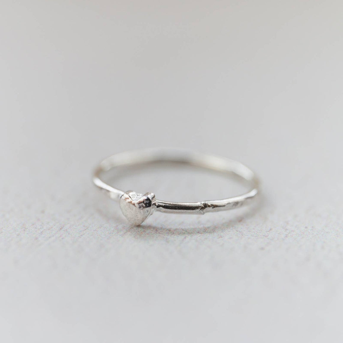 STERLING SILVER MINI HEART RING